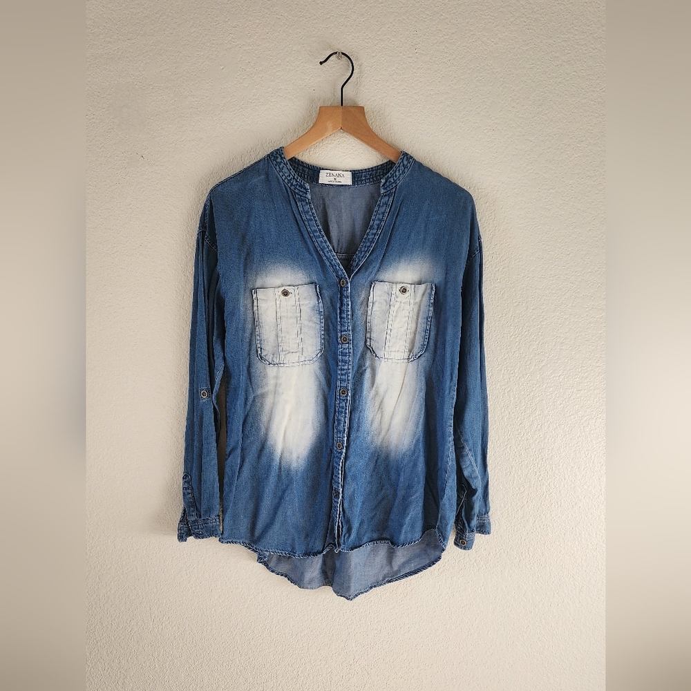 Zenana Outfitters Blue Button Down High-Low Ombré Denim Casual Medium Shirt